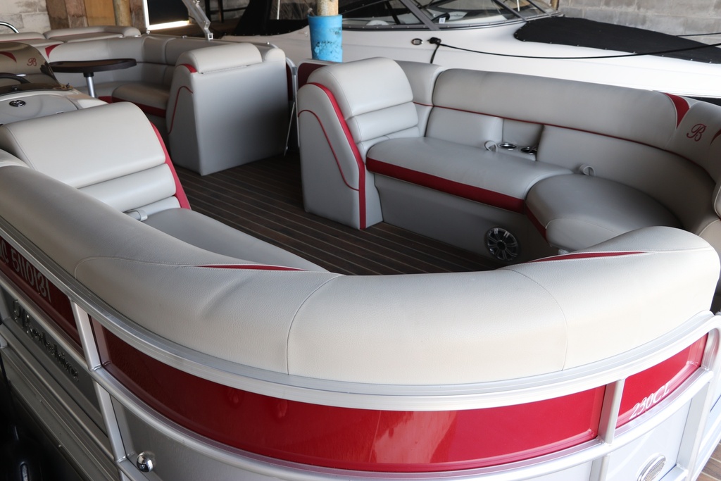 Ponton Berkshire 230 CL STS 2016