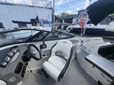 215LR Stingray 2020 Volvo 4.3L 240