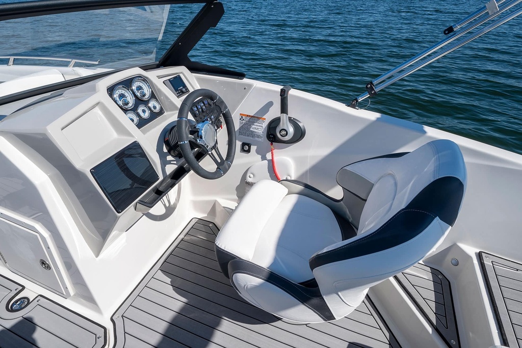 Starcraft SVX 210 IO 2023 Mercruiser IO 4.5L 250HP A1 EC