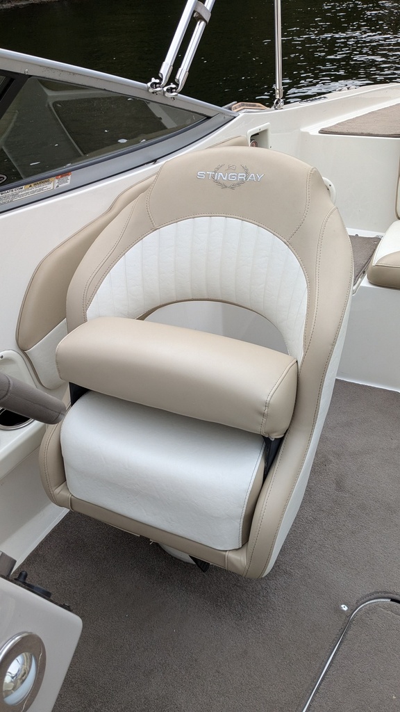 208LR Stingray 2014 Volvo V6 6.3 200SX