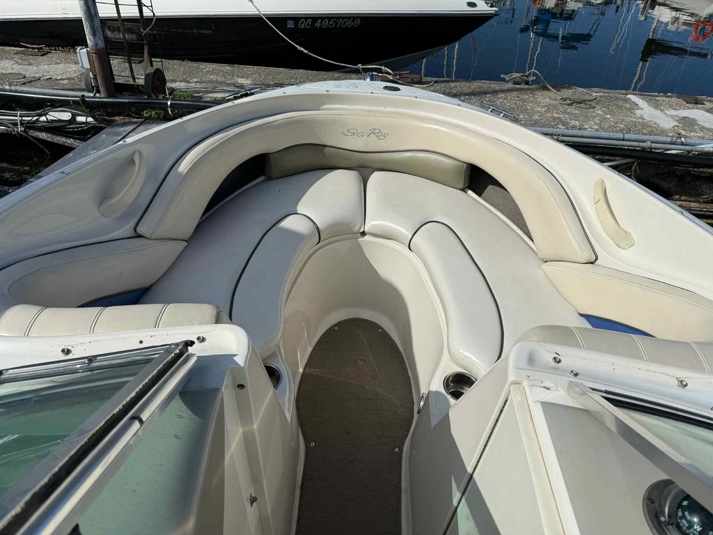 Searay 210 Select 2009 avec remorque