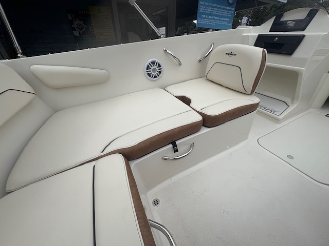172SC Stingray 2024 Suzuki 70HP