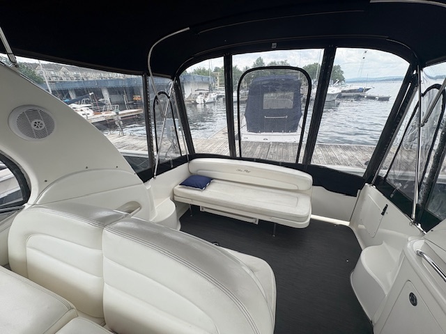 Searay Sundancer 300 2XMercruiser 5L
