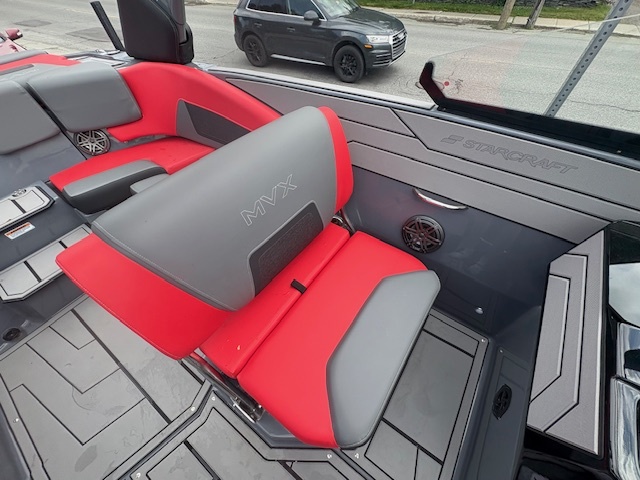 Starcraft MVX IO SURF 2024 Mercruiser6.2L 300B