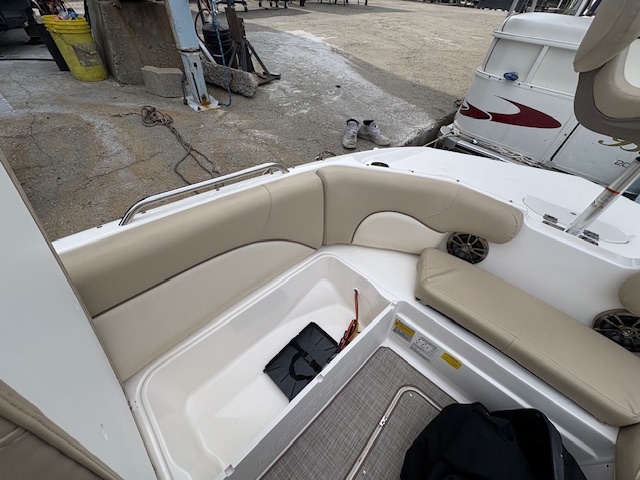 NauticStar 223DC