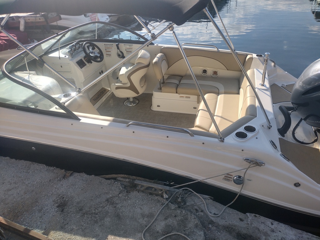 Bateau - NauticStar 223DC