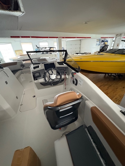 Starcraft SVX 230 OB 2025 Suzuki PRÉCONFIGURÉ