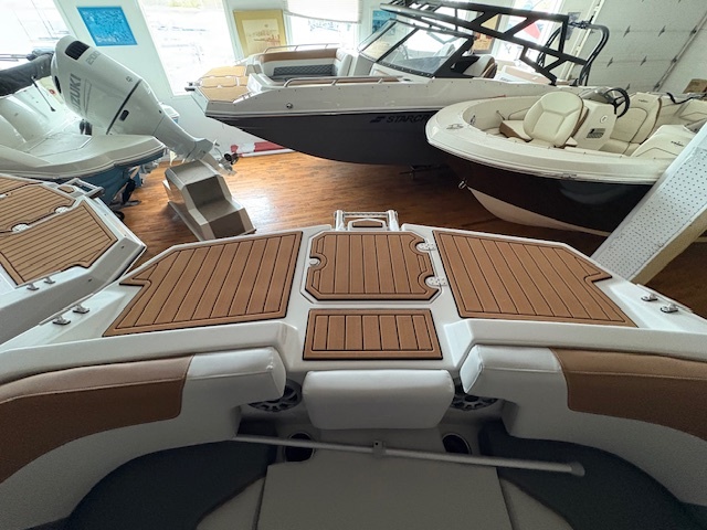 Starcraft SVX 230 OB 2025 Suzuki PRÉCONFIGURÉ