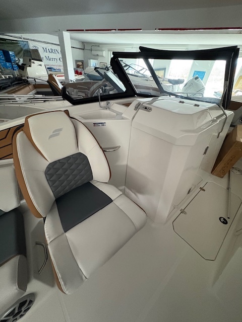 Starcraft SVX 230 OB 2025 Suzuki PRÉCONFIGURÉ