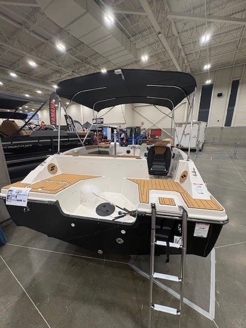 Starcraft SVX 171 2026 Mercury préconfiguré