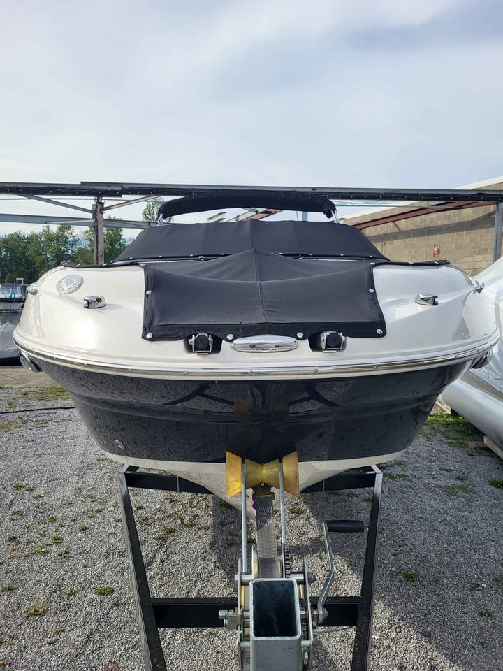 215LR Stingray 2022 Volvo 4.3L SX 250HP avec remorque