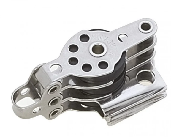 [09-65] Viadana Triple Block with V-Jam 1/4" Line