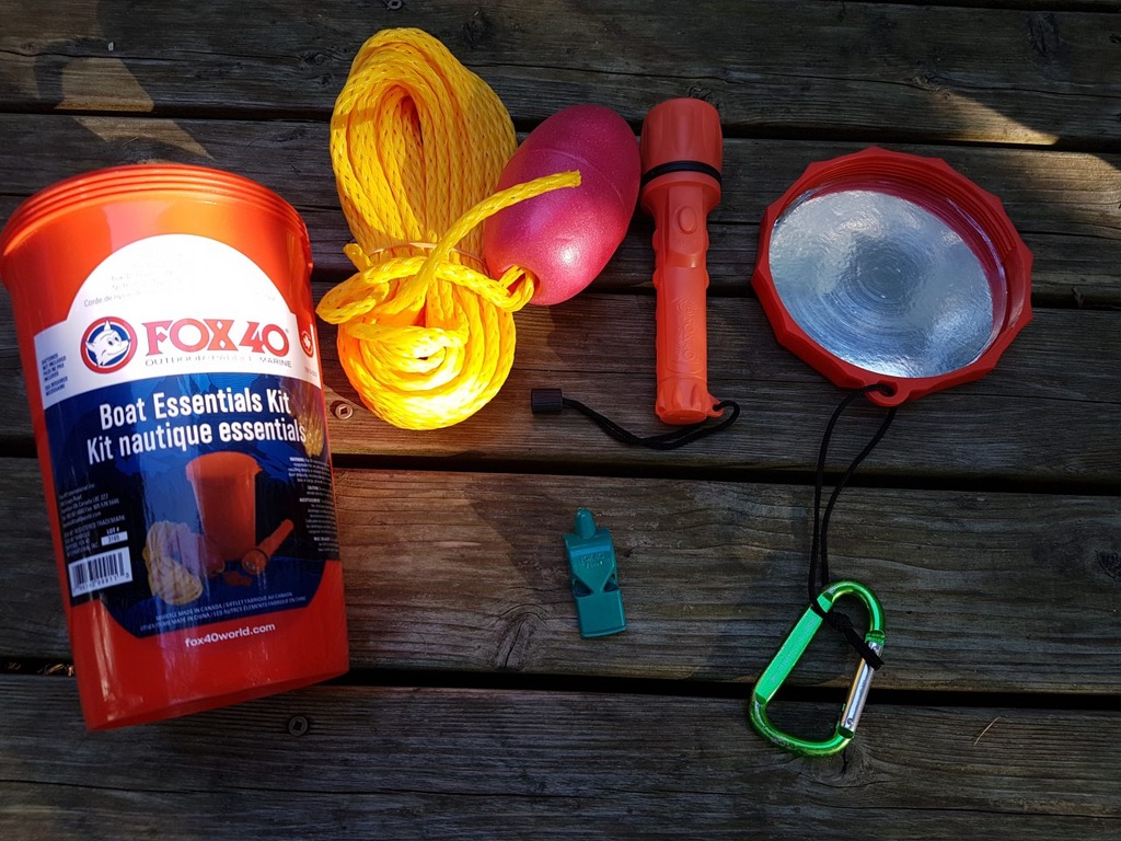 Safety kit essential boater