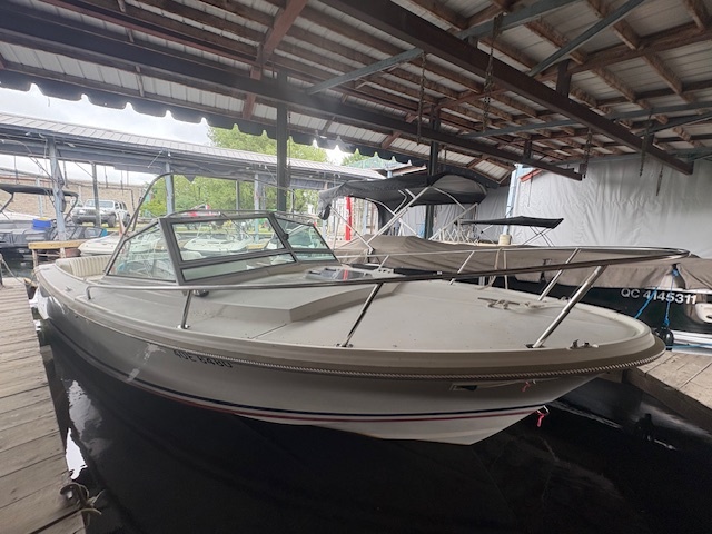 Limestone 235 Hinterhoeller 1988 Mercrusier 5.0L MPI 260HP A1