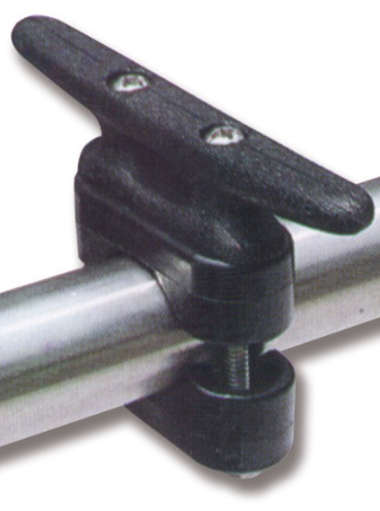 [9917] Cleat W/Clips F/Guardrail