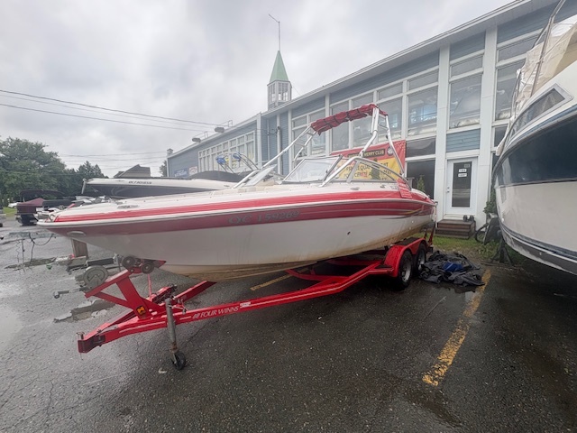 [Ctge F. Tétrault] 220 Four Winns Horizon 2006 avec remorque